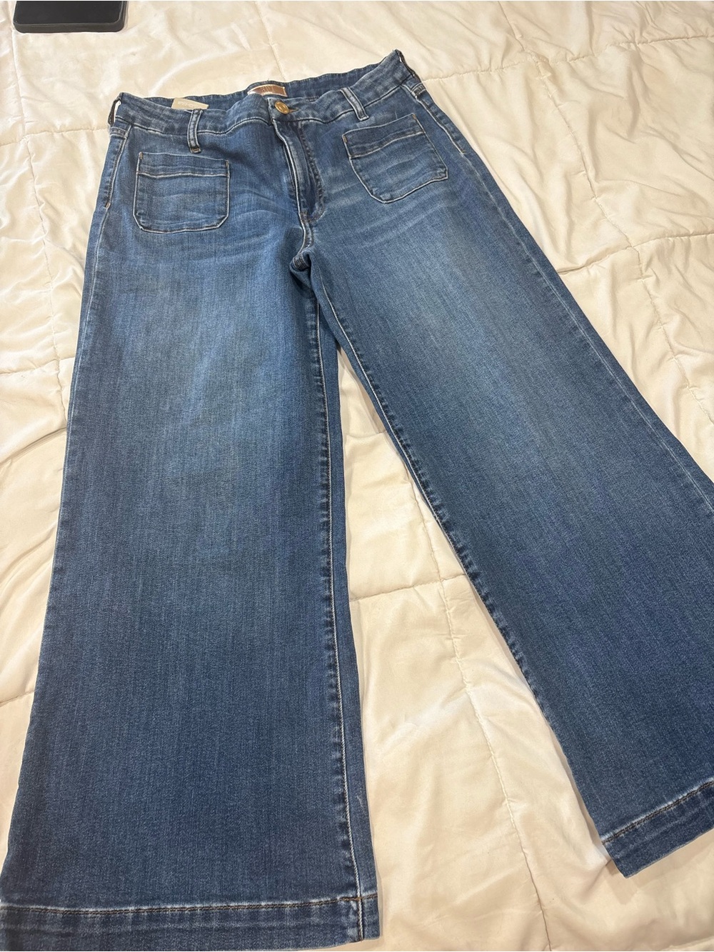 Kut from the Kloth Light Blue Above Ankle-Leg Jeans - Picture 2 of 4